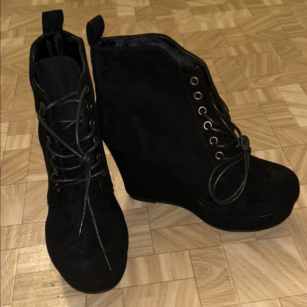 NWOT Black Wedge Ankle Boots
